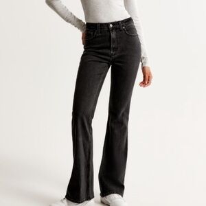 A&F • 70’s Vintage Flare Jeans • Size 28